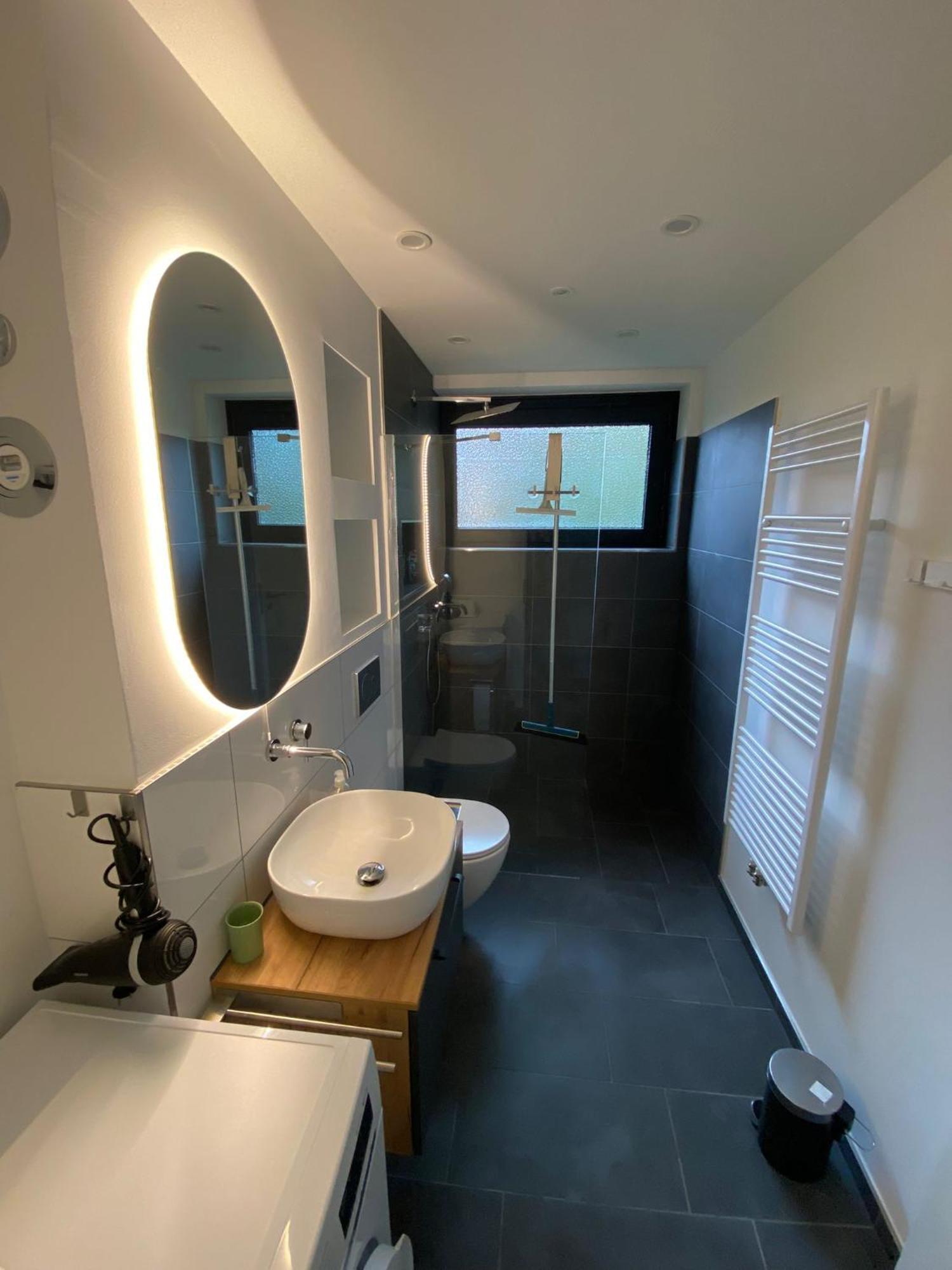 Moderne 2-Zimmer-Wohnung Mit Garten Hannover Esterno foto