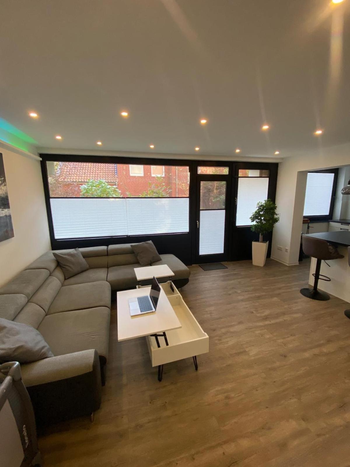 Moderne 2-Zimmer-Wohnung Mit Garten Hannover Esterno foto